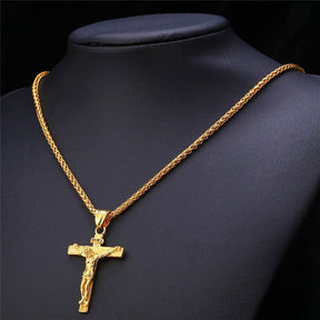Pendentif croix en plaqué or 18 carats